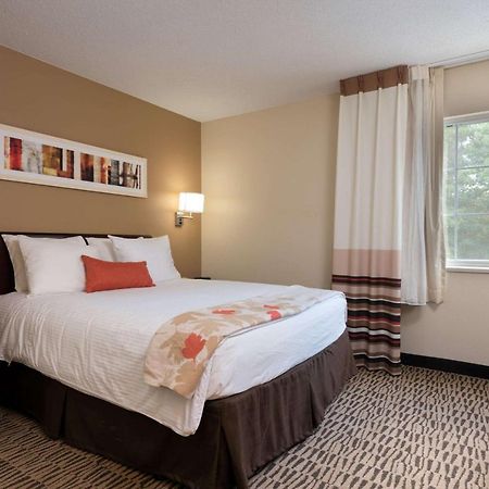 Mainstay Suites Detroit Farmington Hills Zewnętrze zdjęcie